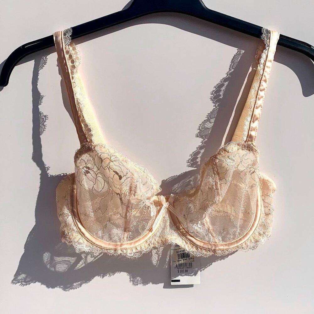 Chantelle 2805 Sheer Chantilly Underwire Balconnette Bra Pale Pink/Peach 32D NWT